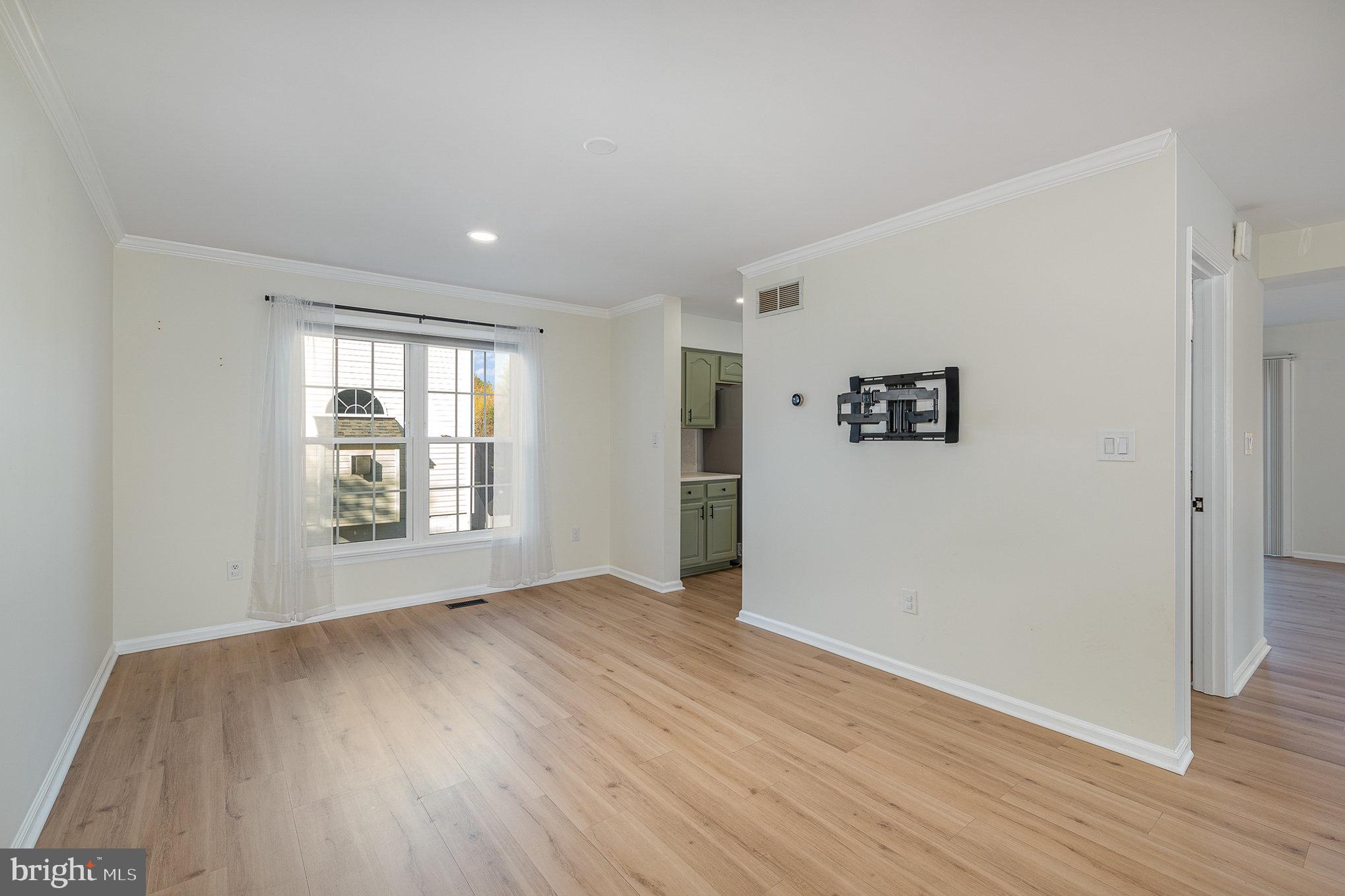 HICKORY OVERLOOK - Residential