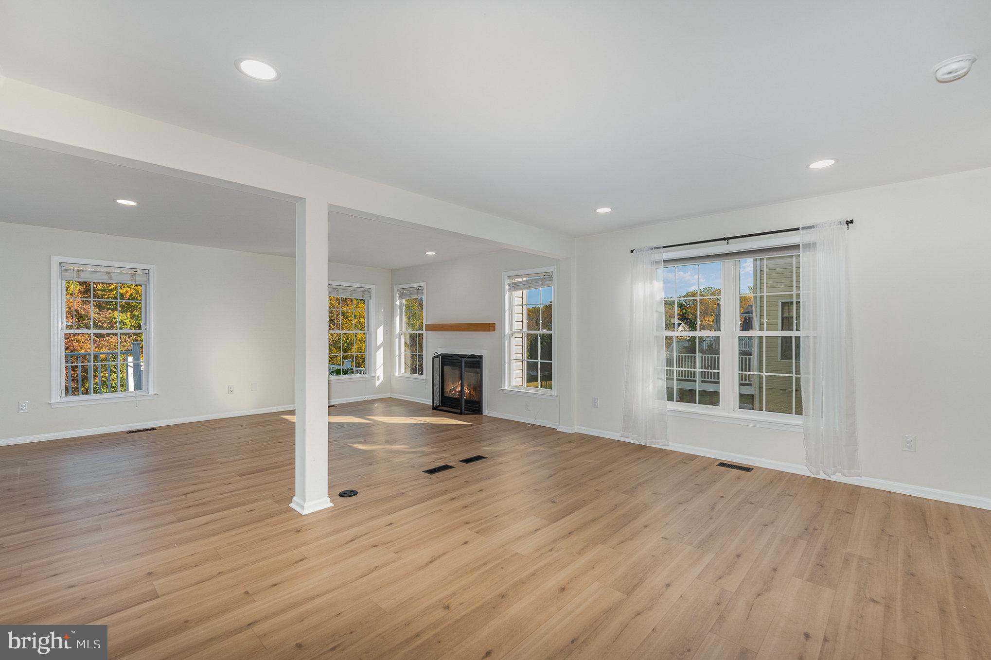 HICKORY OVERLOOK - Residential