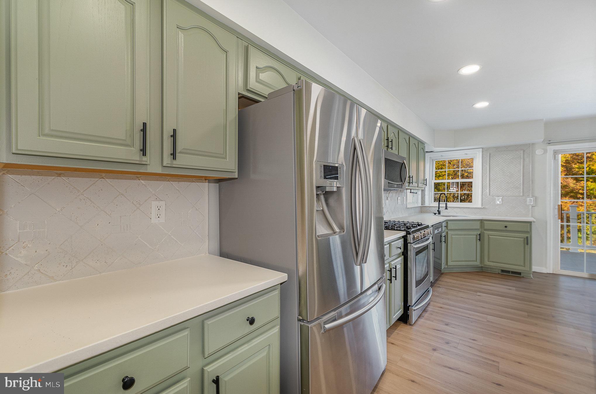 HICKORY OVERLOOK - Residential