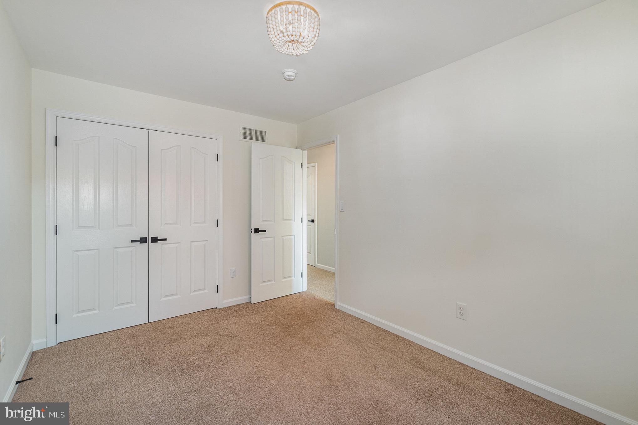 HICKORY OVERLOOK - Residential