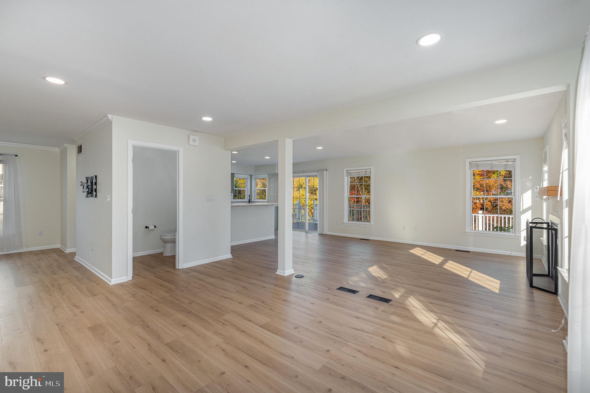 HICKORY OVERLOOK - Residential