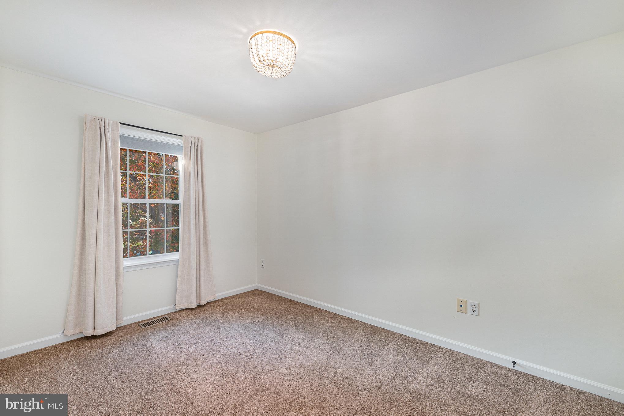 HICKORY OVERLOOK - Residential