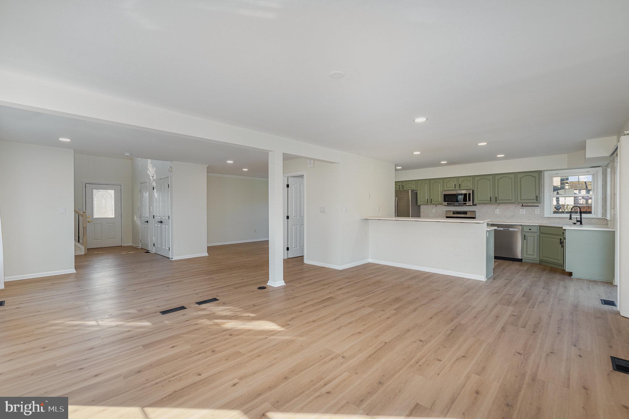 HICKORY OVERLOOK - Residential