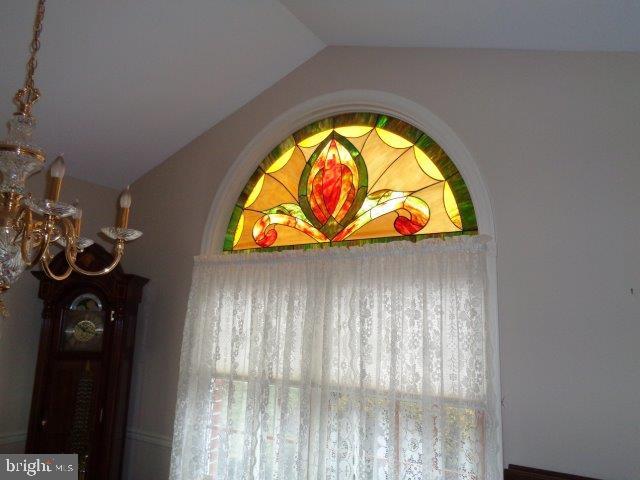 WALNUT COURT - Residential