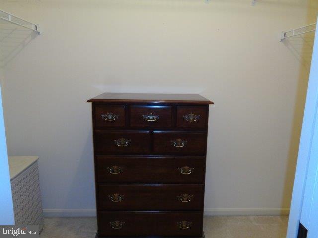 WALNUT COURT - Residential