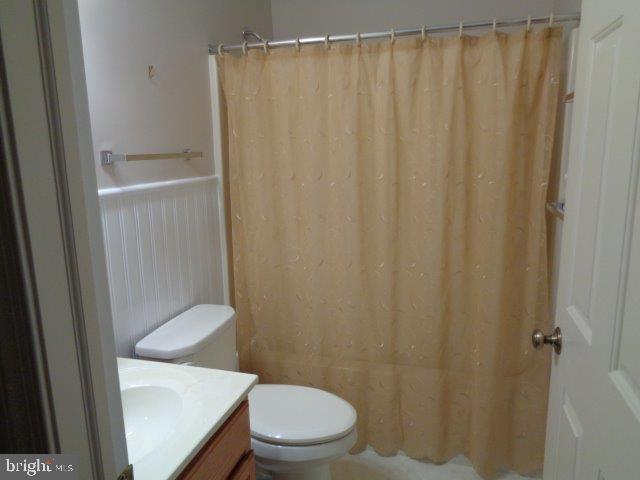 WALNUT COURT - Residential