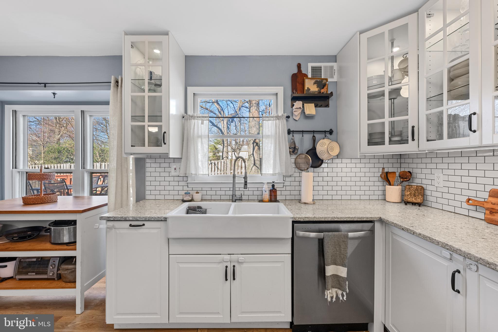 REFLECTION LAKE - Residential Lease