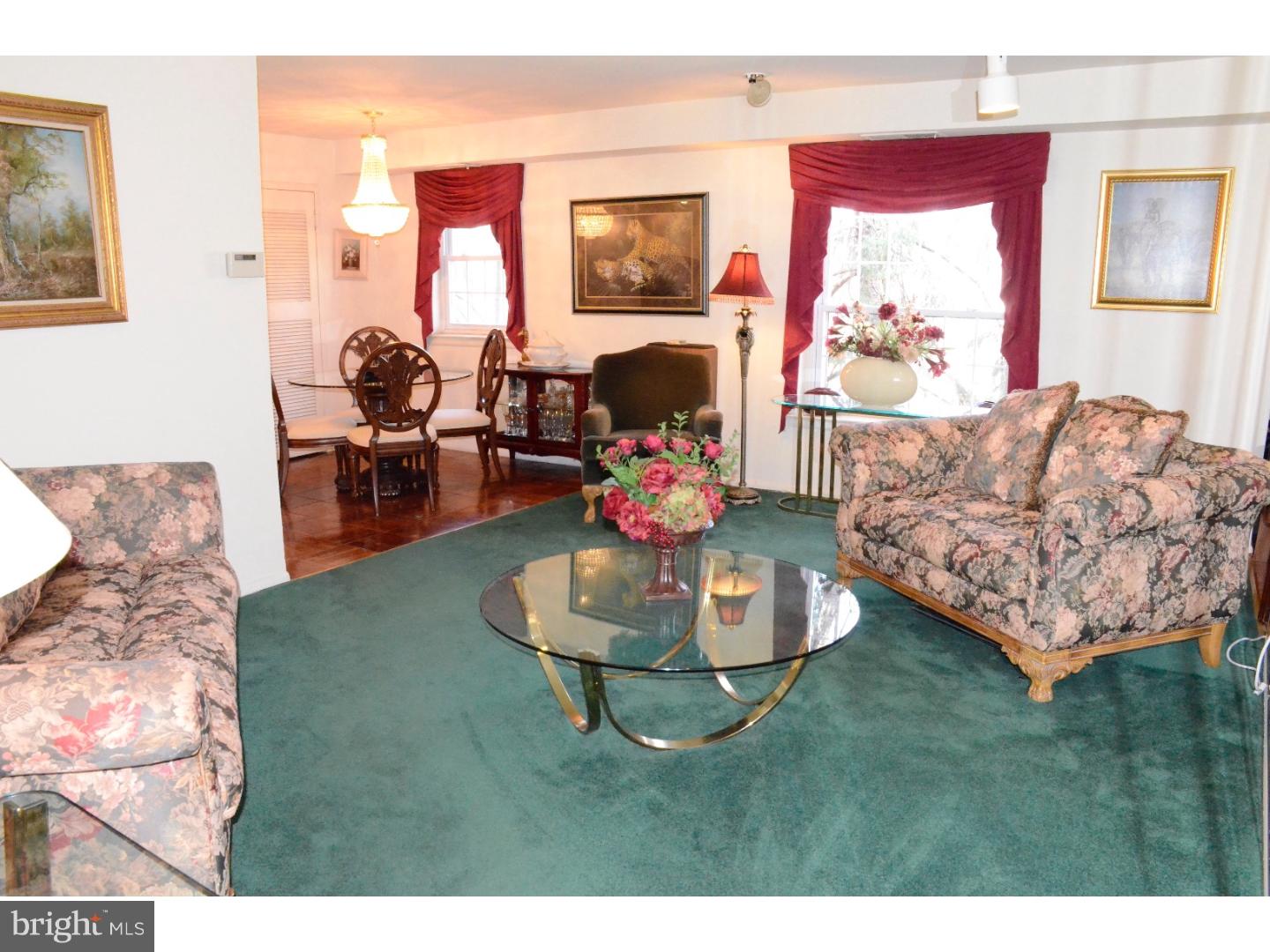 GYPSY LANE CONDOS - Residential