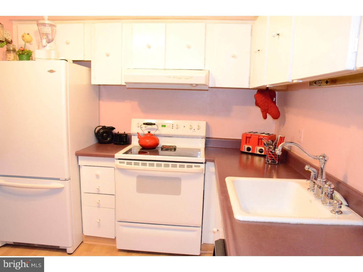 GYPSY LANE CONDOS - Residential
