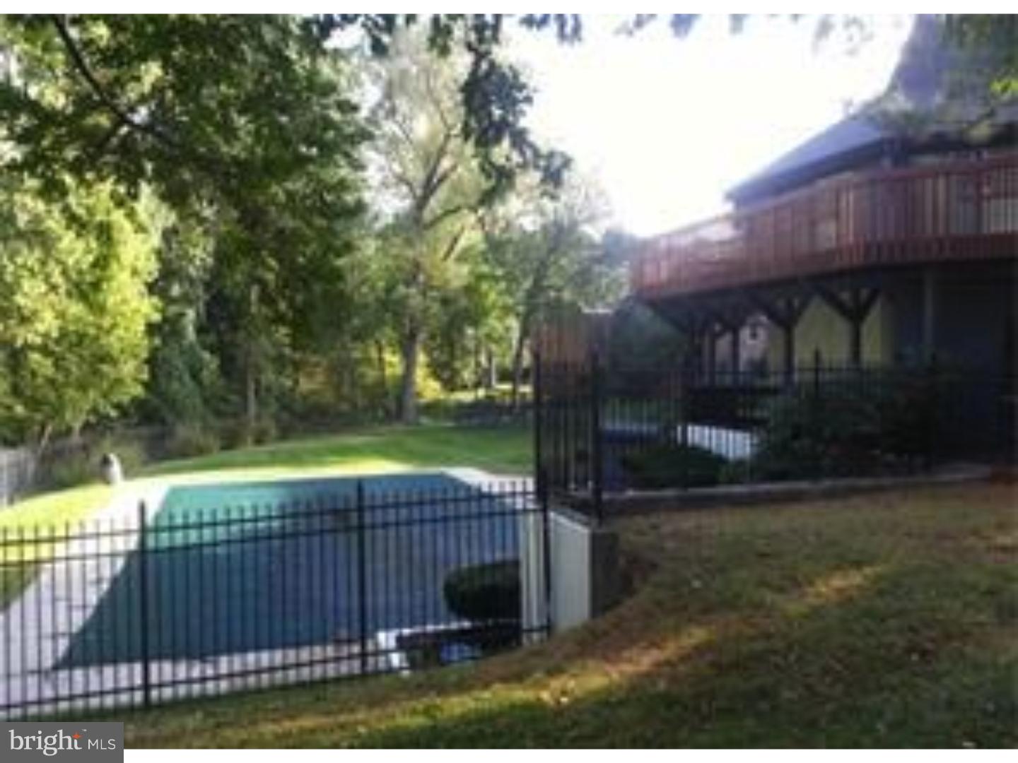 GYPSY LANE CONDOS - Residential