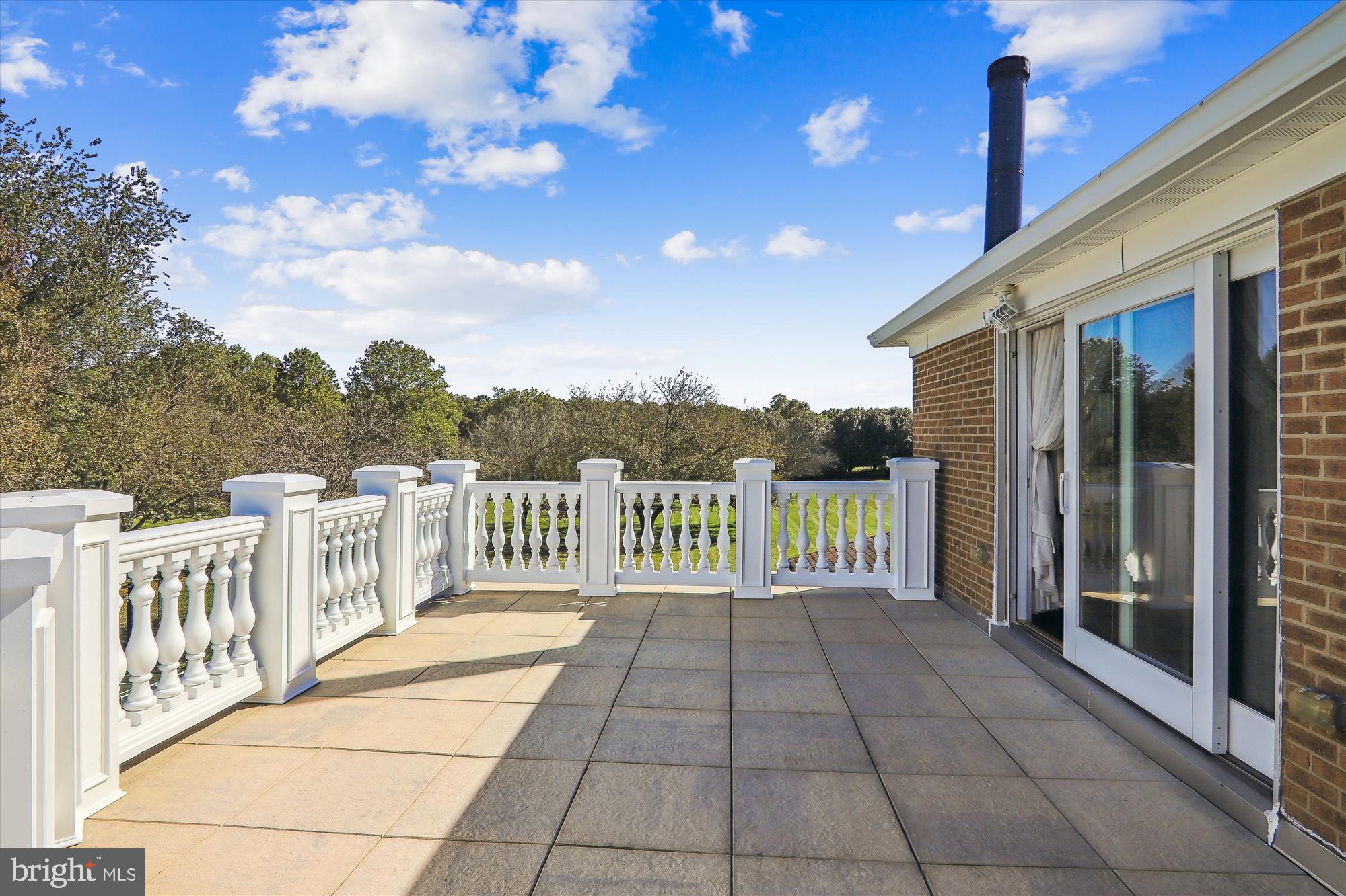 LAYTONSVILLE - Residential