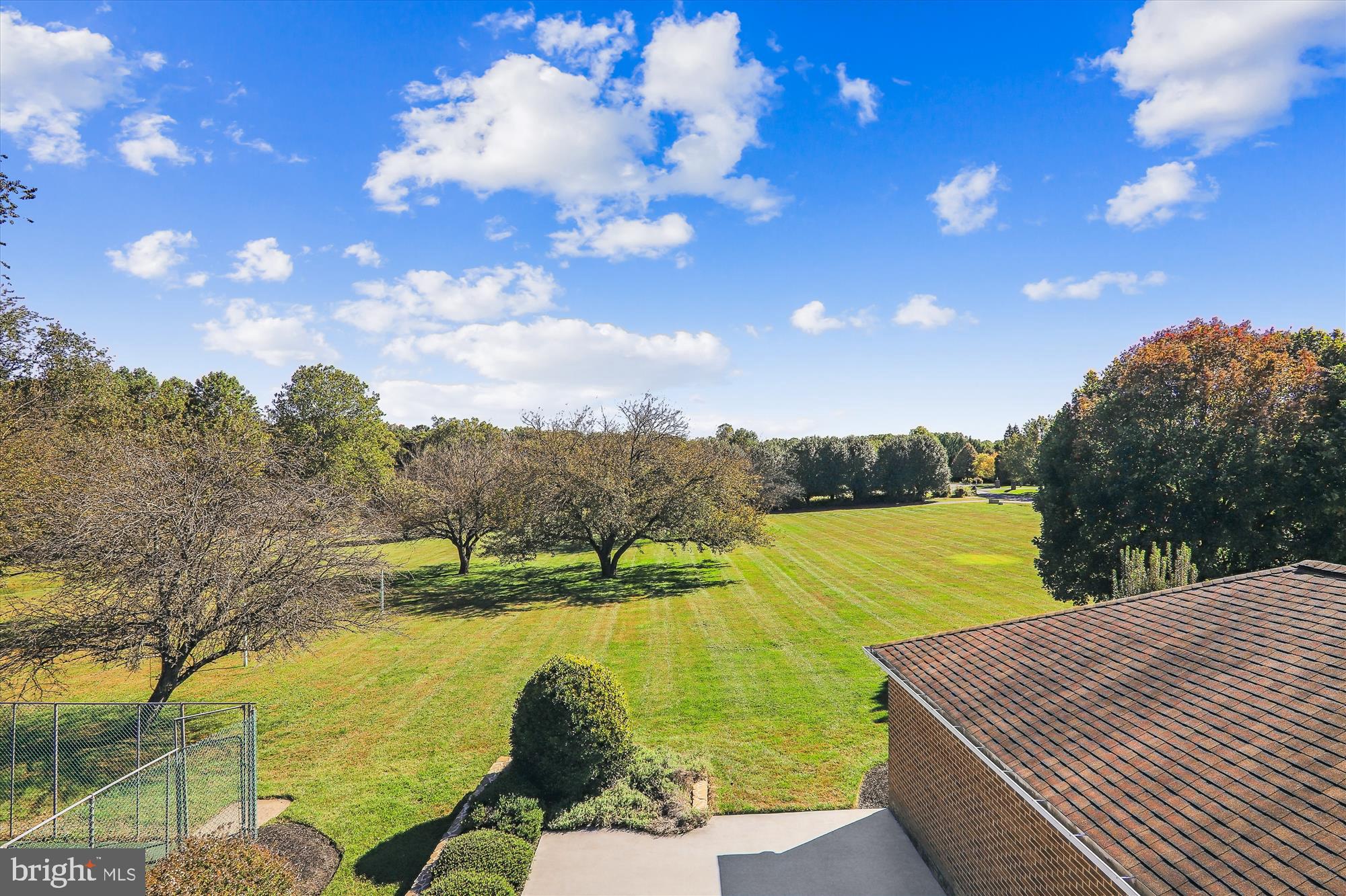 LAYTONSVILLE - Residential