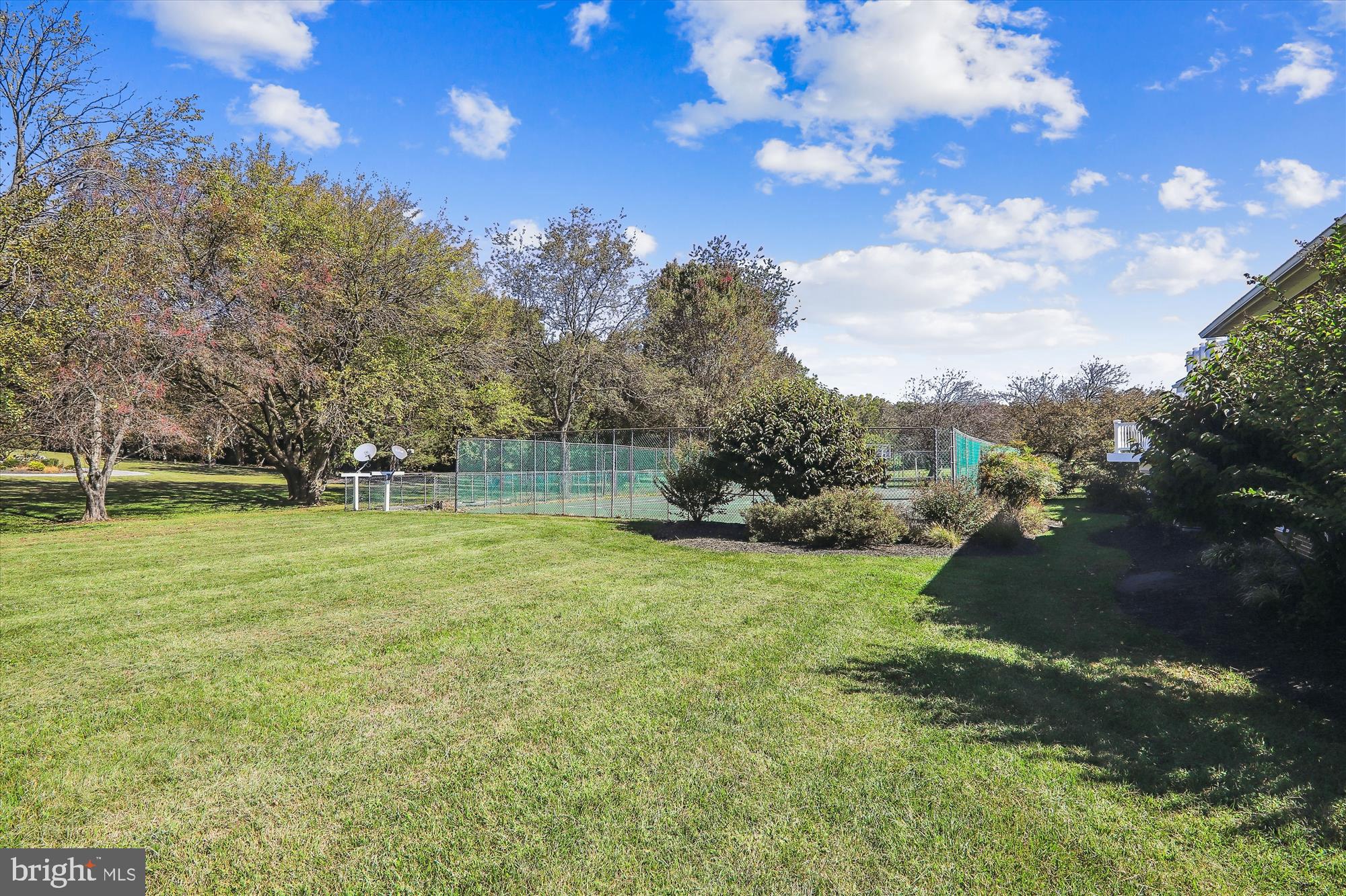 LAYTONSVILLE - Residential