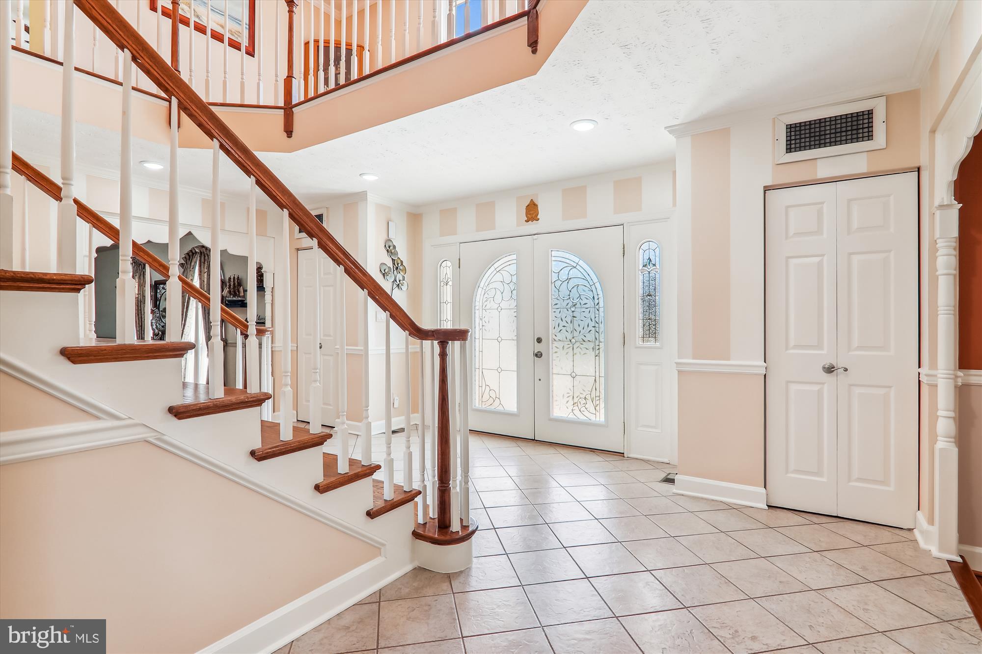 LAYTONSVILLE - Residential