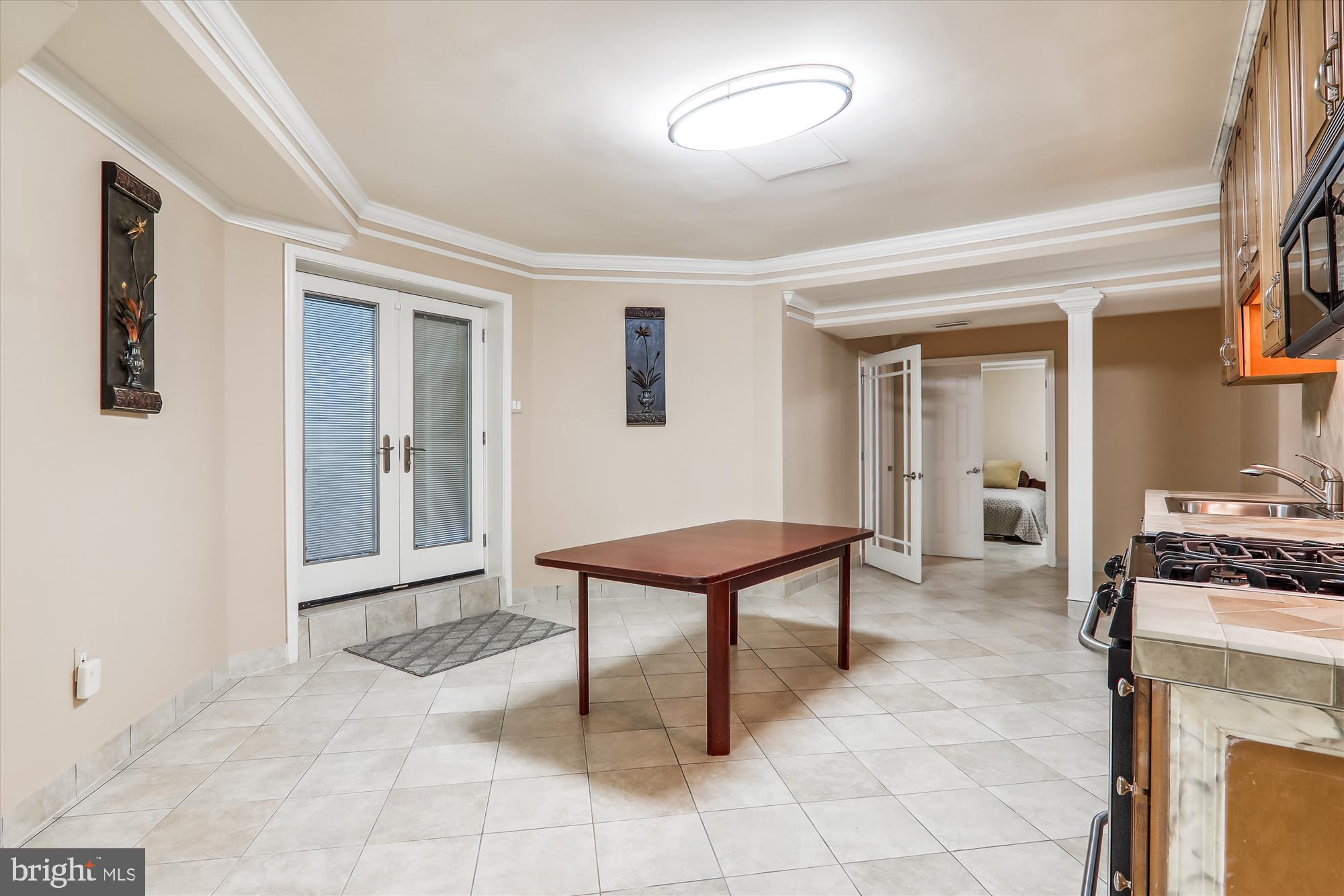 LAYTONSVILLE - Residential