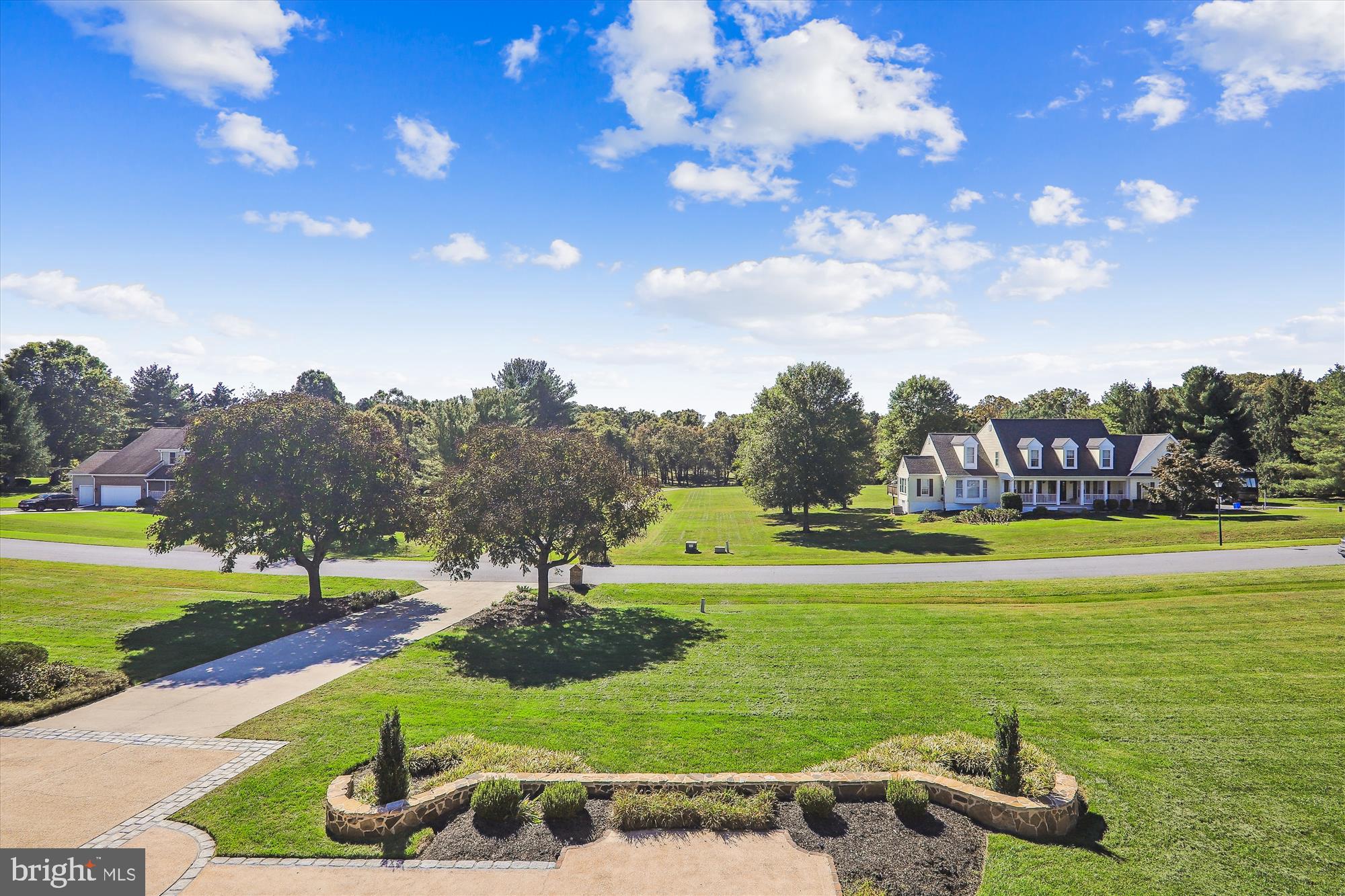 LAYTONSVILLE - Residential