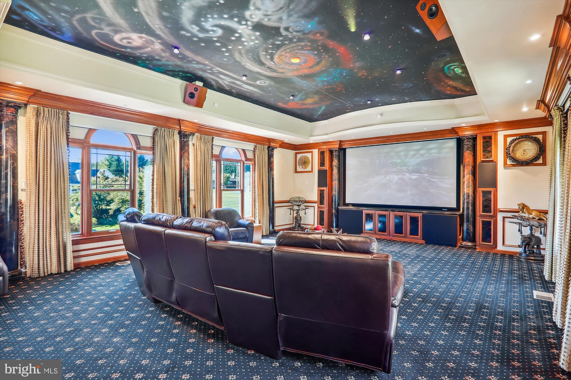 LAYTONSVILLE - Residential