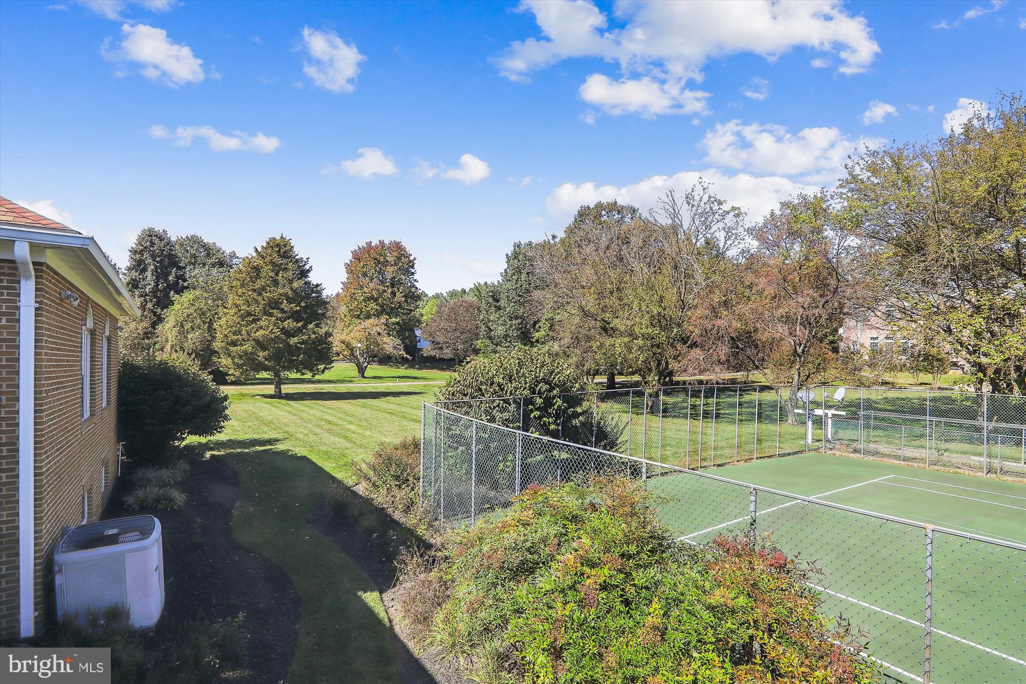 LAYTONSVILLE - Residential