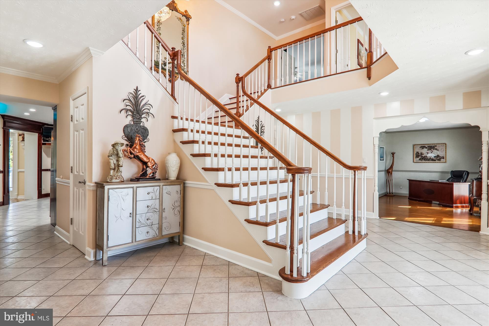 LAYTONSVILLE - Residential