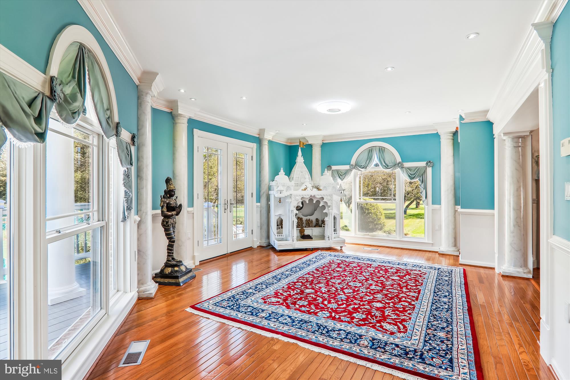 LAYTONSVILLE - Residential