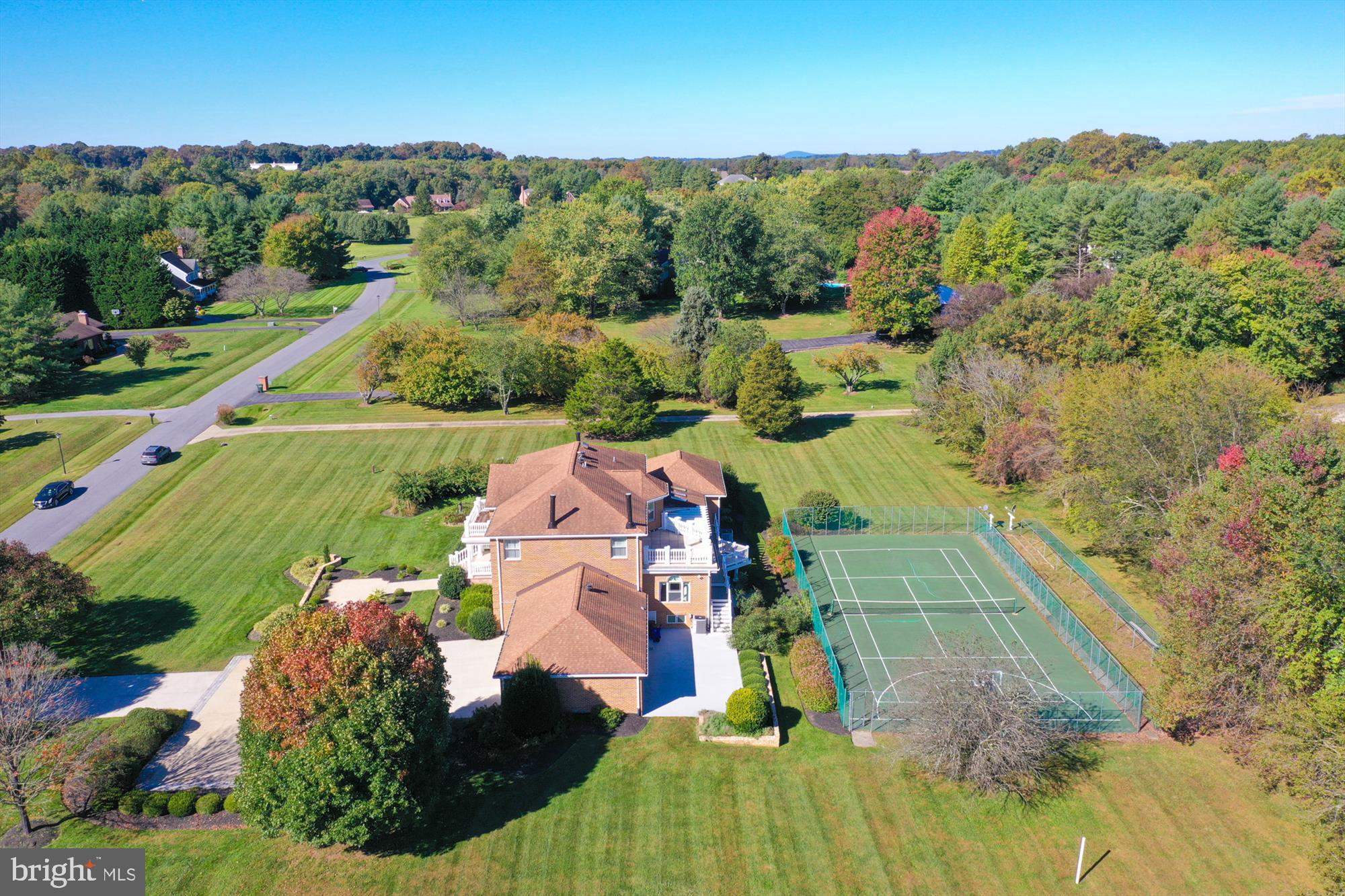 LAYTONSVILLE - Residential