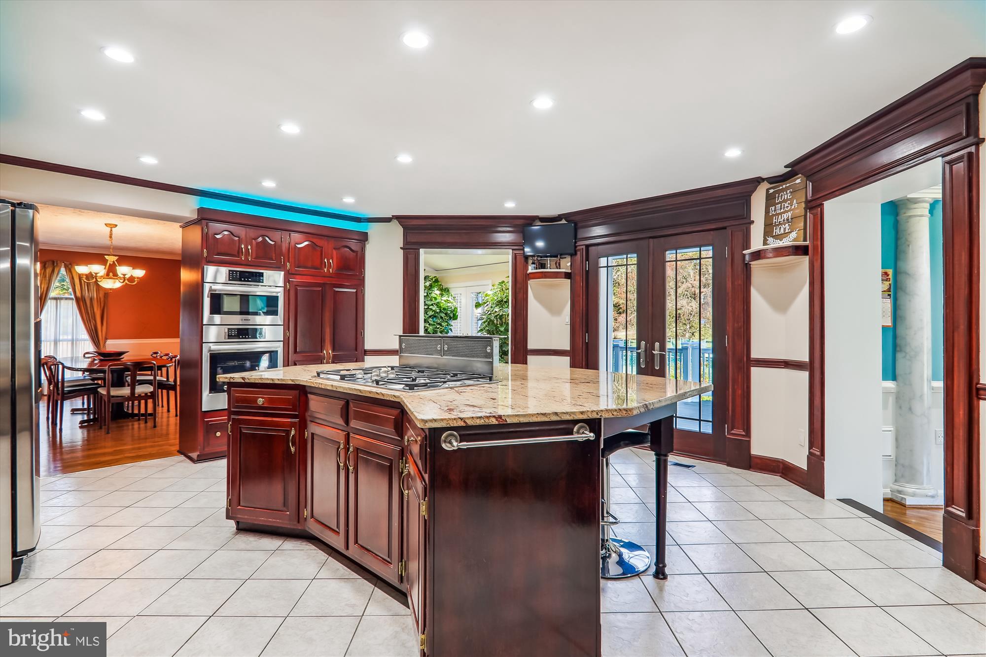 LAYTONSVILLE - Residential