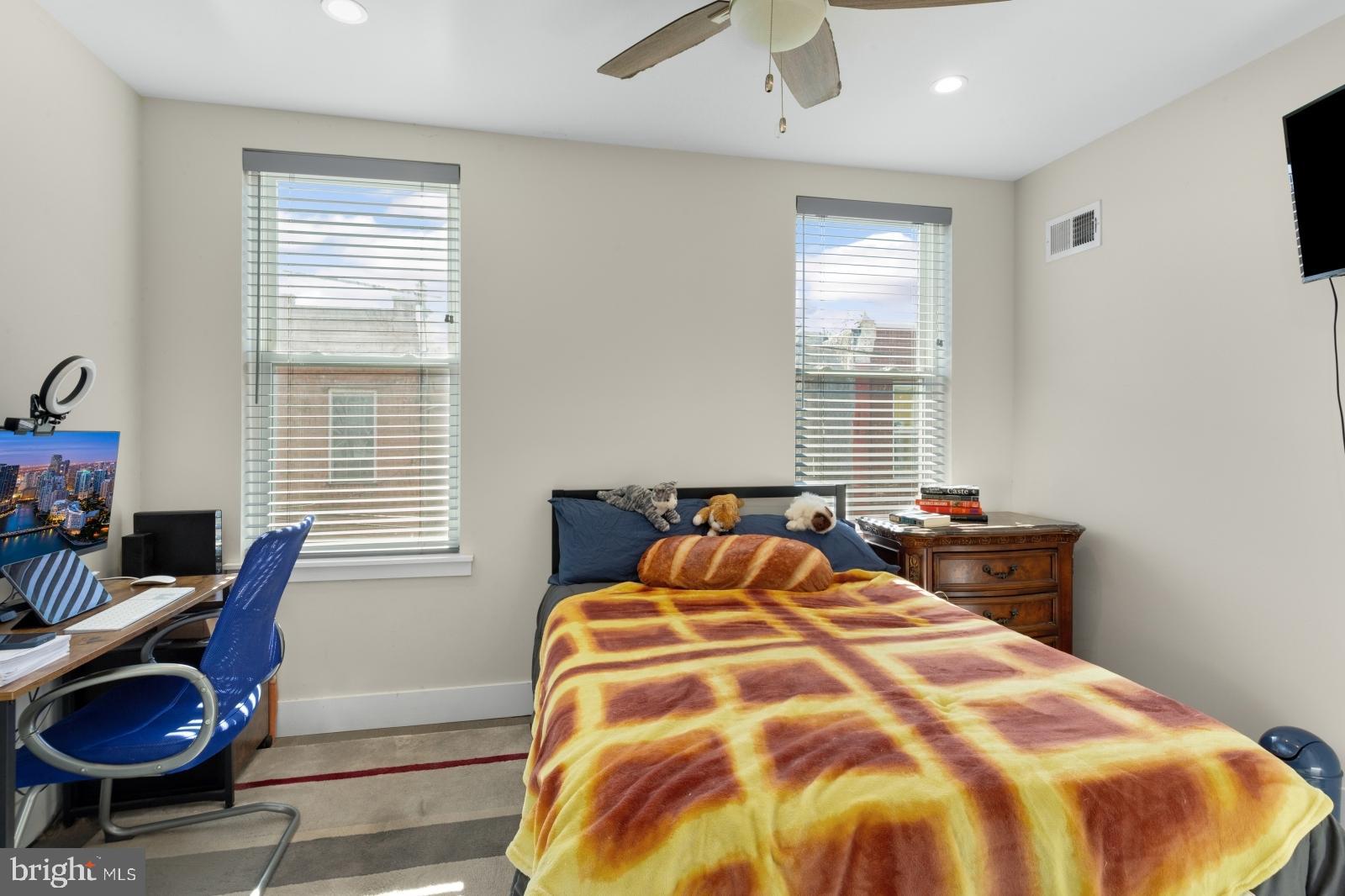 POINT BREEZE - Residential Lease