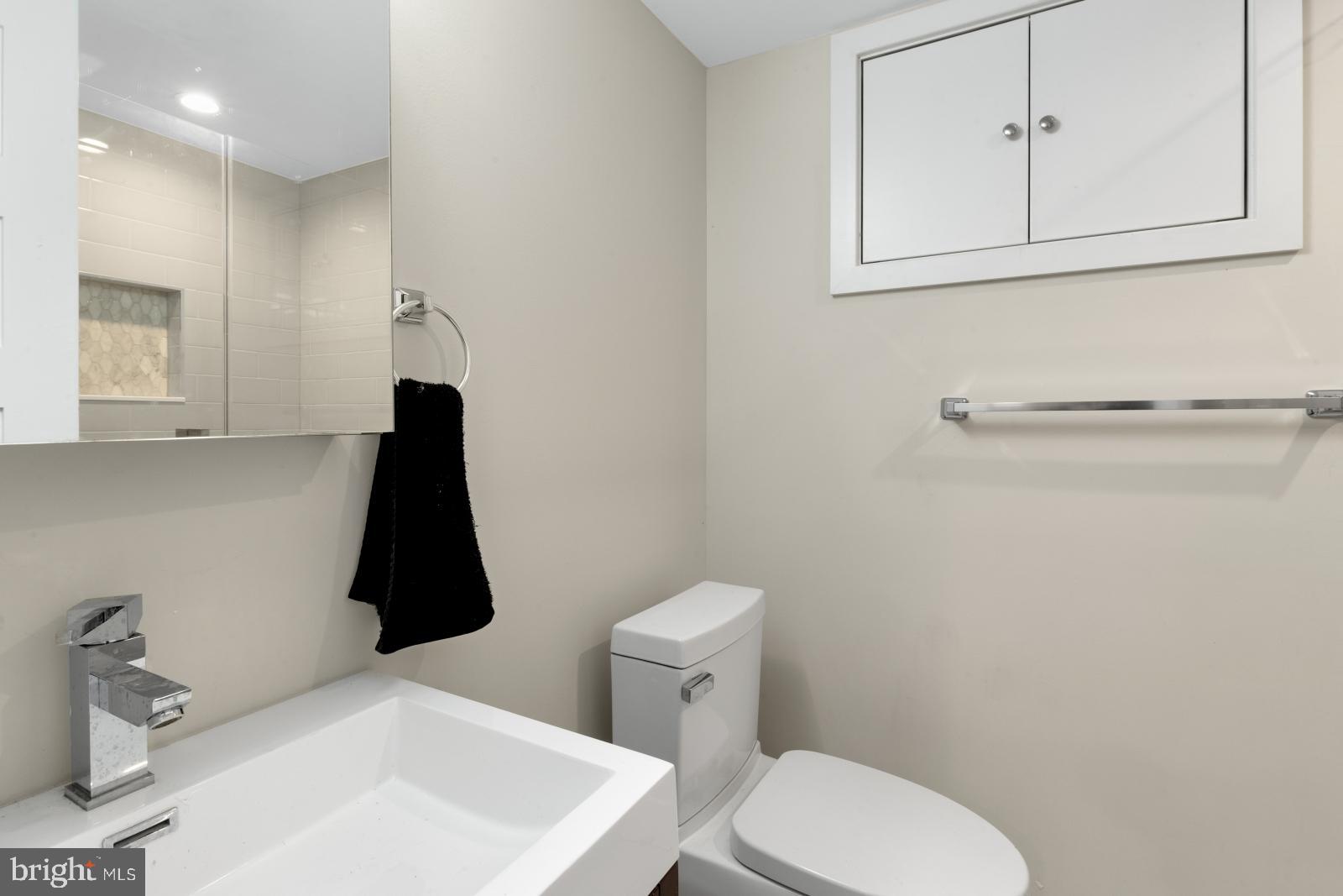 POINT BREEZE - Residential Lease