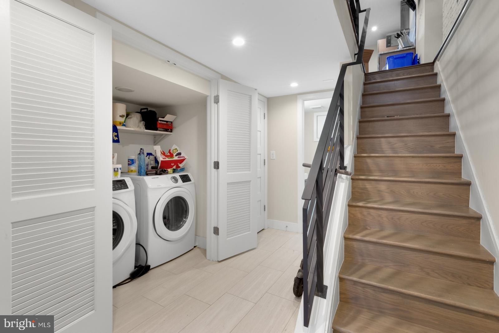 POINT BREEZE - Residential Lease