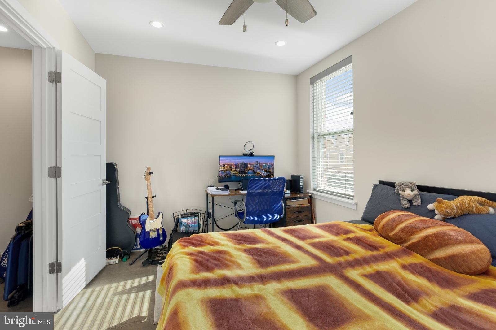 POINT BREEZE - Residential Lease