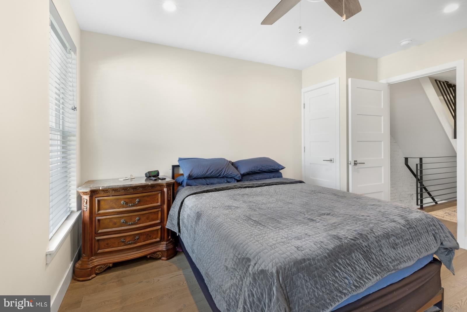 POINT BREEZE - Residential Lease