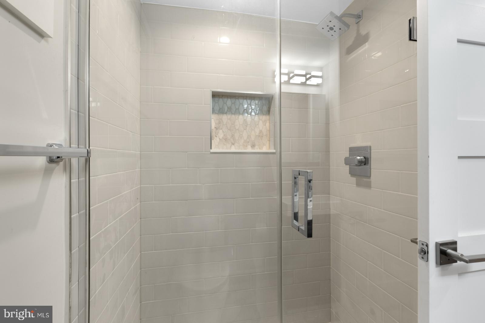 POINT BREEZE - Residential Lease