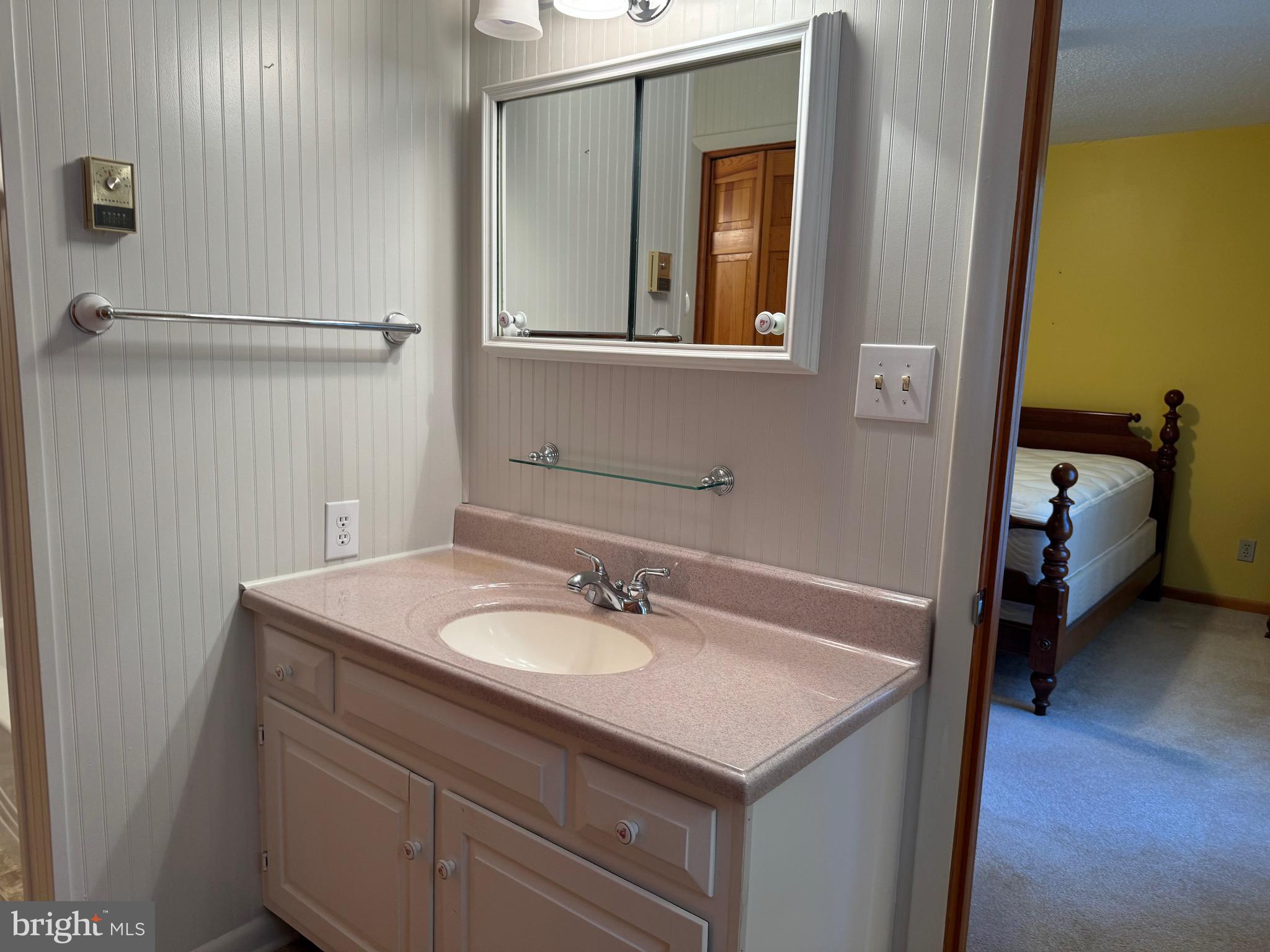 STONELEIGH - Residential