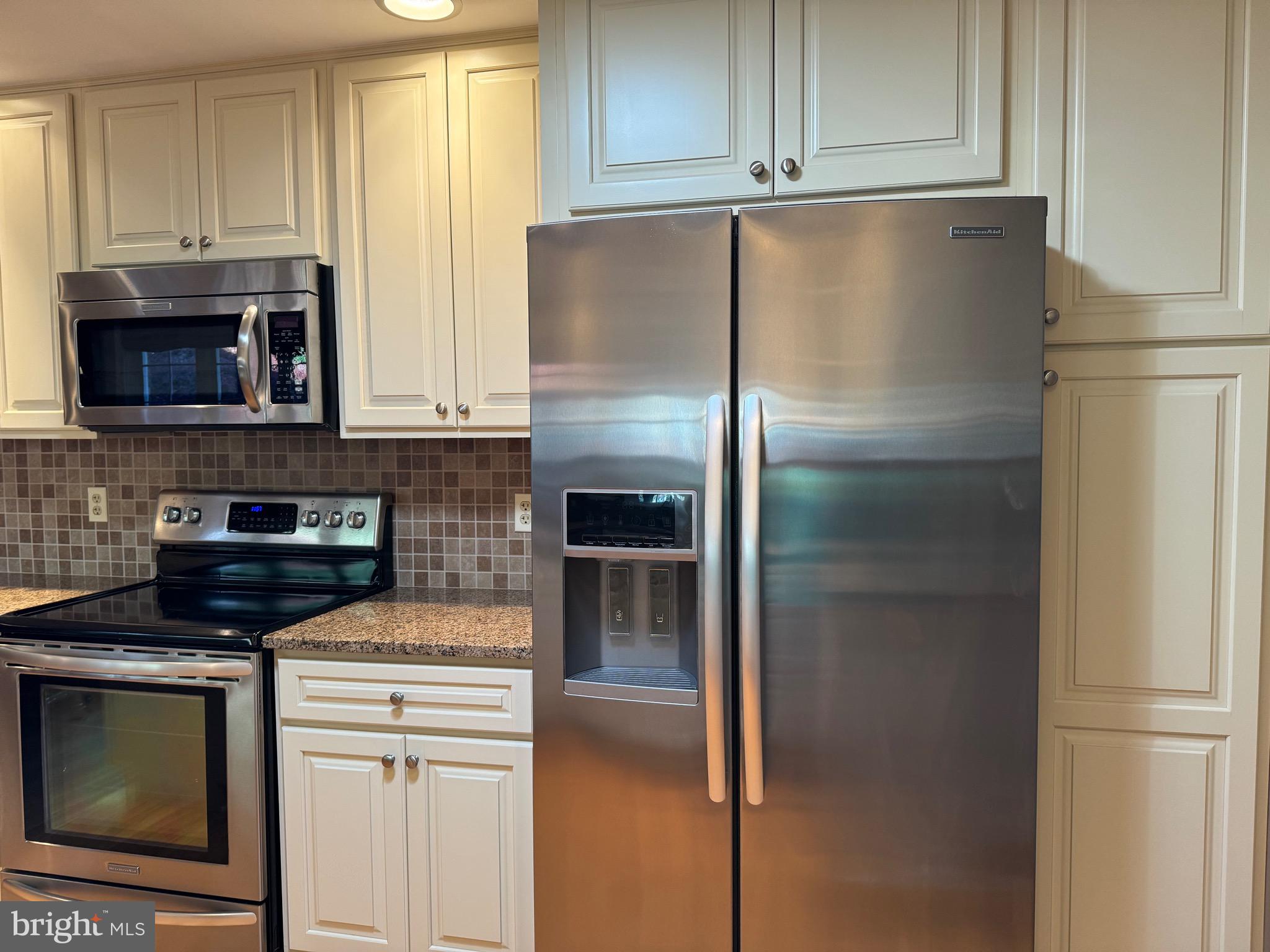 STONELEIGH - Residential