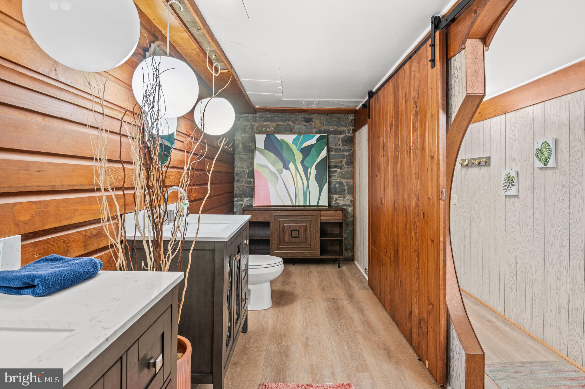 STROUDSBURG - Residential