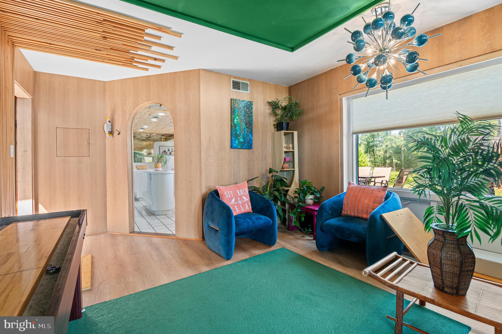 STROUDSBURG - Residential