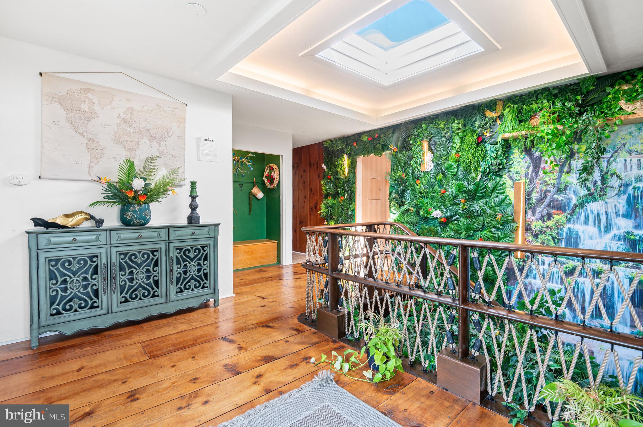 STROUDSBURG - Residential