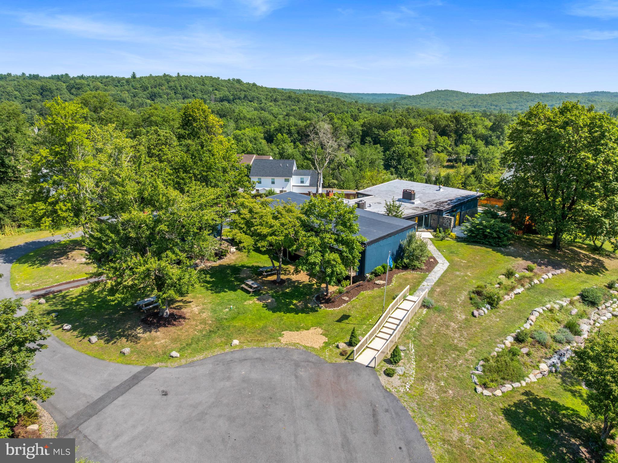 STROUDSBURG - Residential