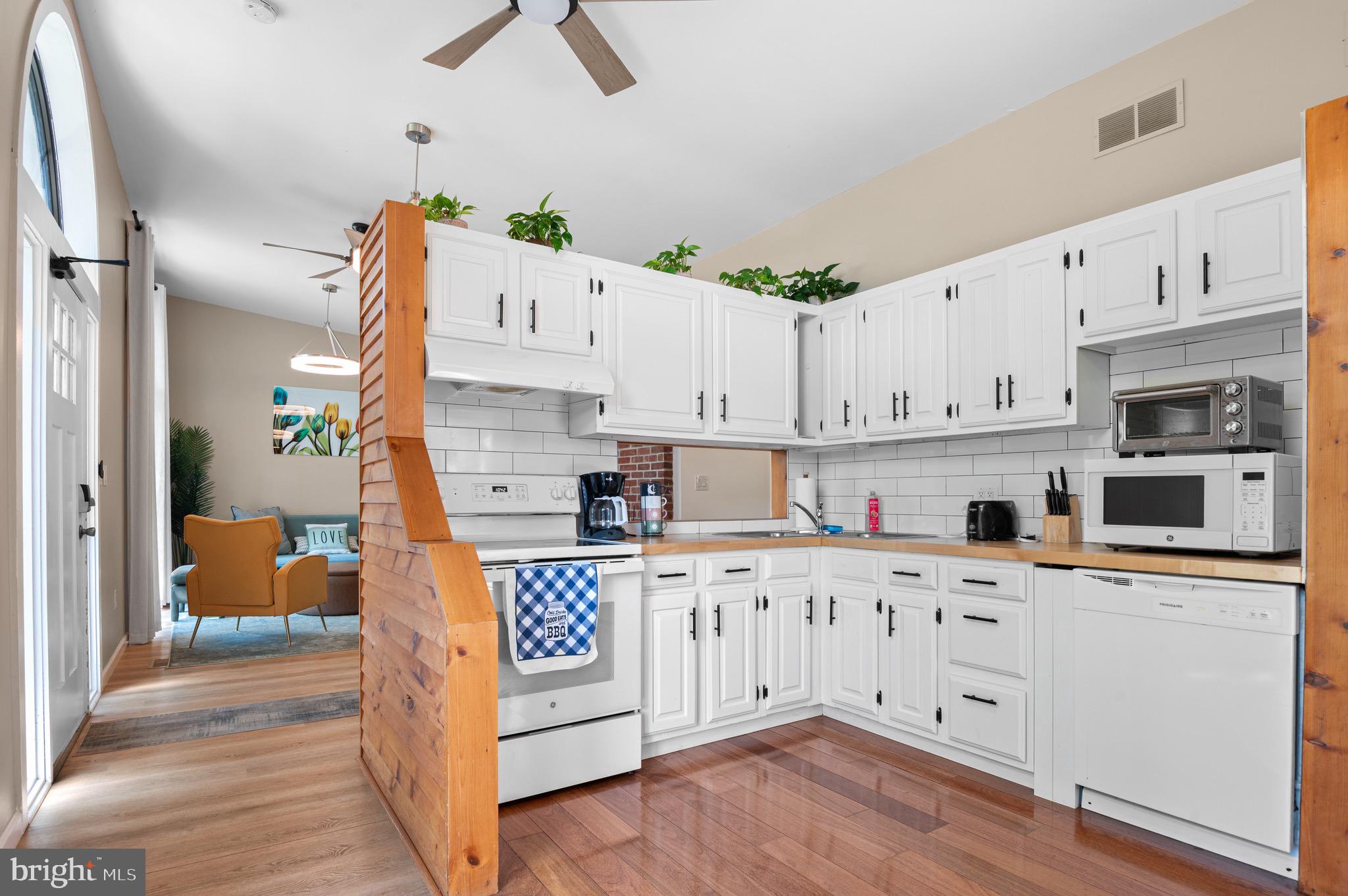 STROUDSBURG - Residential