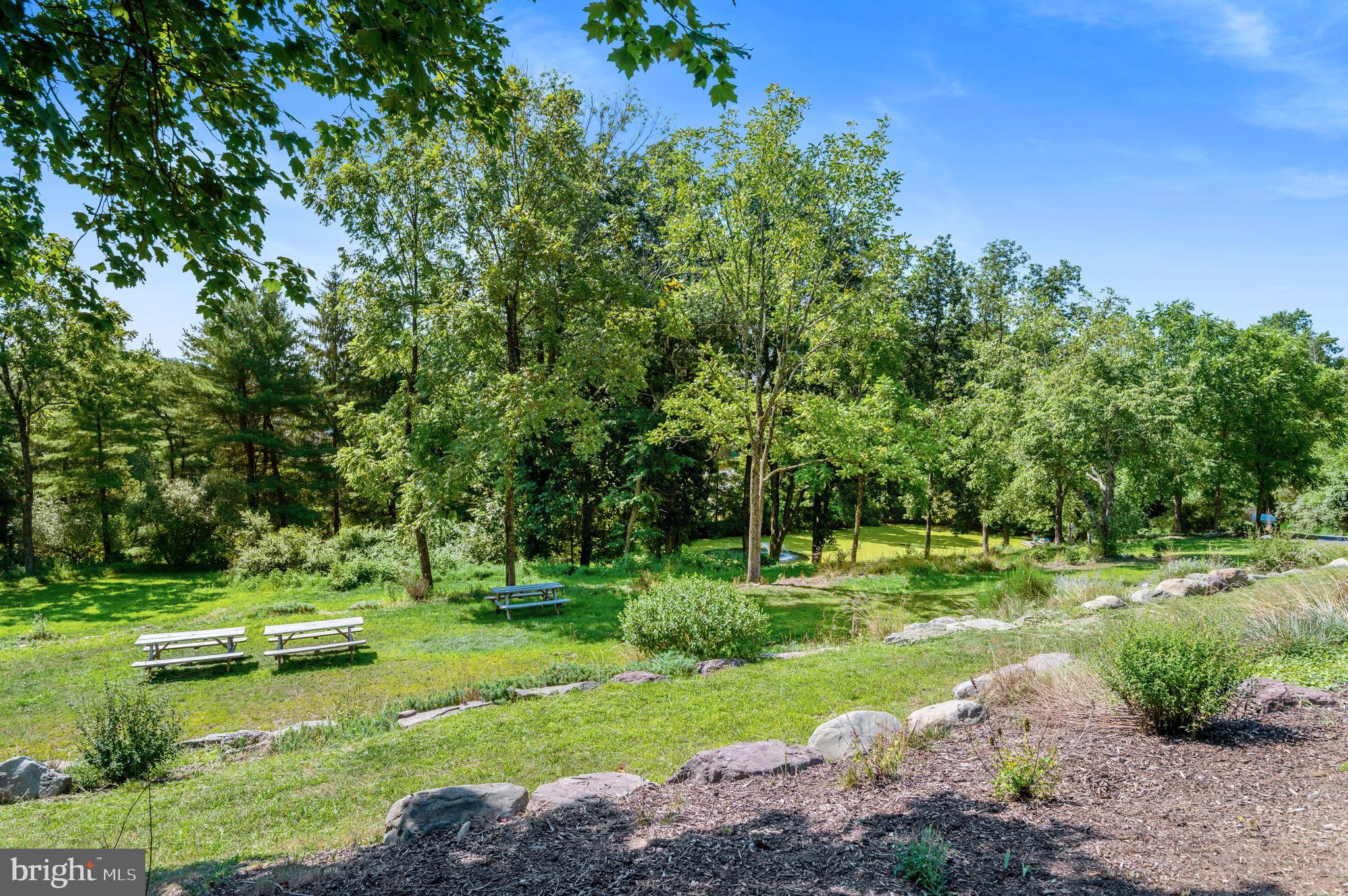 STROUDSBURG - Residential