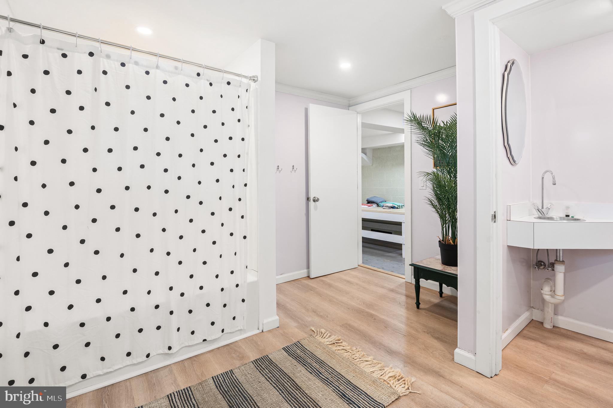 STROUDSBURG - Residential