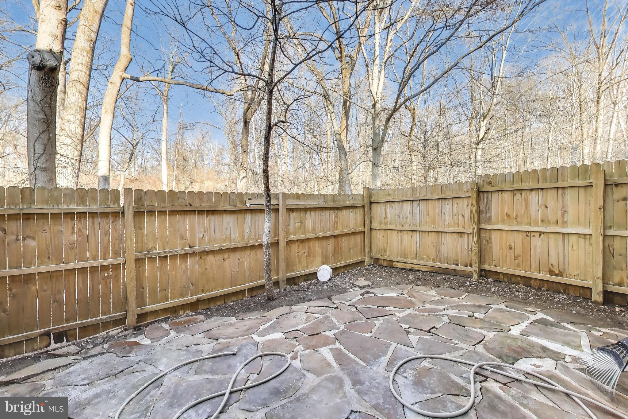 PINEWOOD HILL - Residential