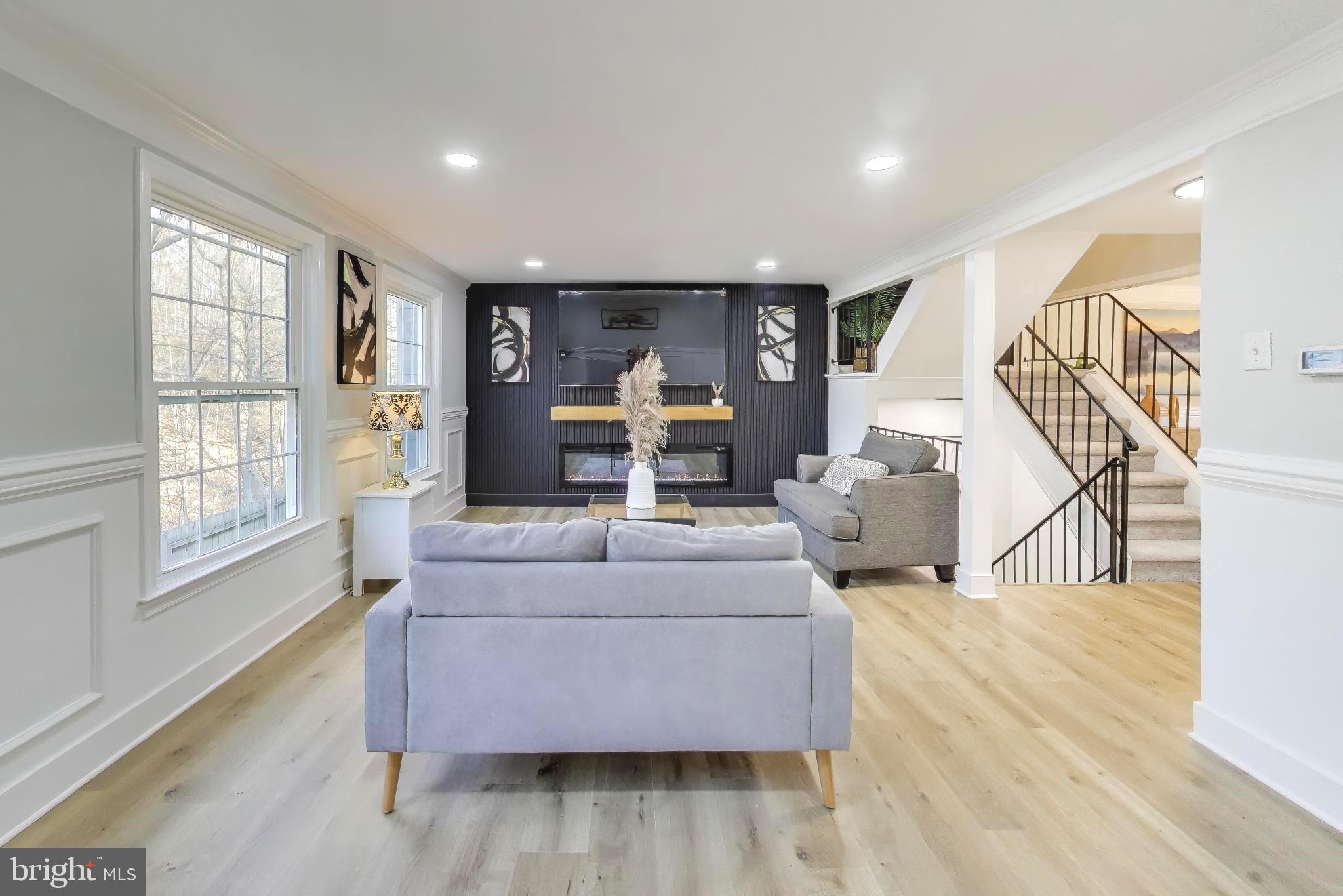 PINEWOOD HILL - Residential