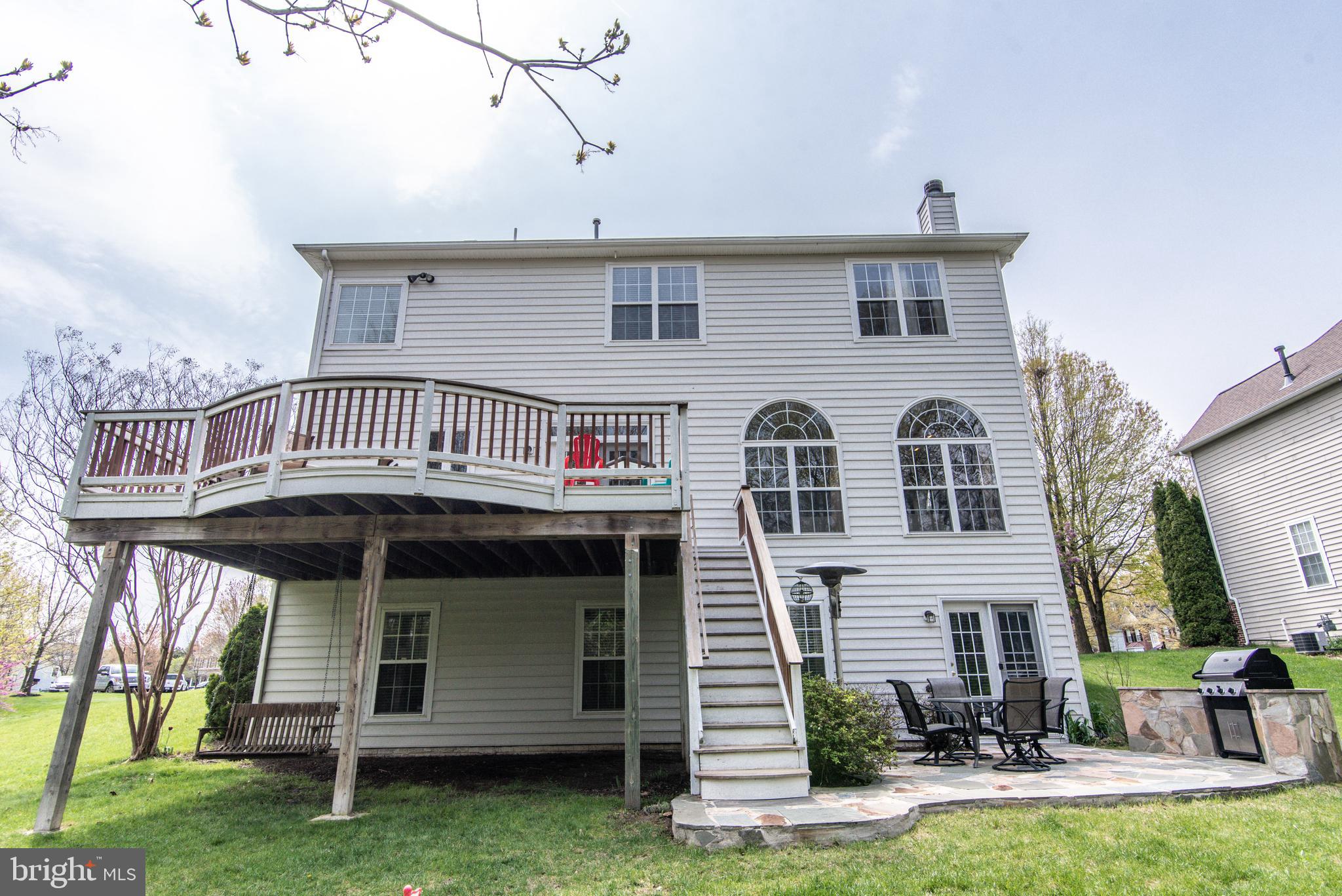 SIGNATURE AT BROADLANDS - Residential Lease