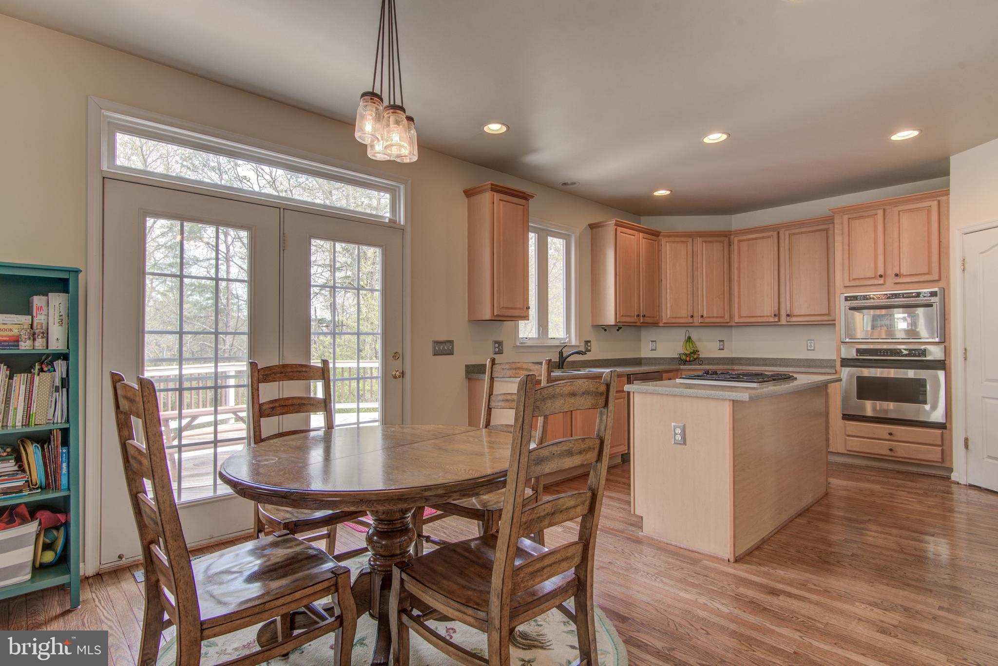 SIGNATURE AT BROADLANDS - Residential Lease