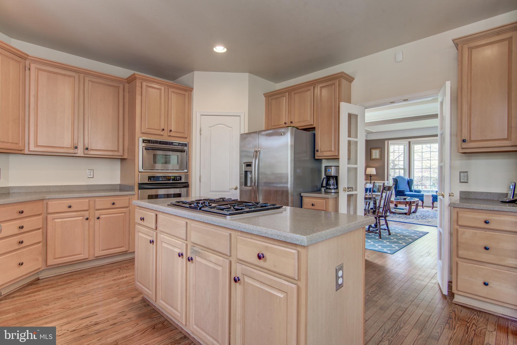 SIGNATURE AT BROADLANDS - Residential Lease