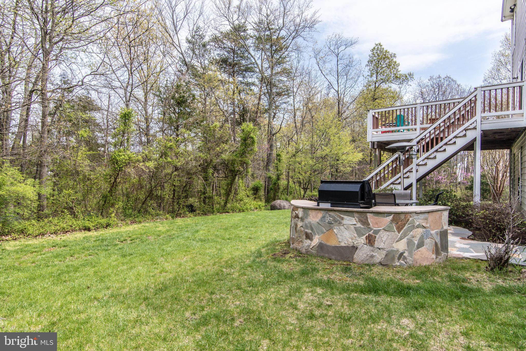 SIGNATURE AT BROADLANDS - Residential Lease