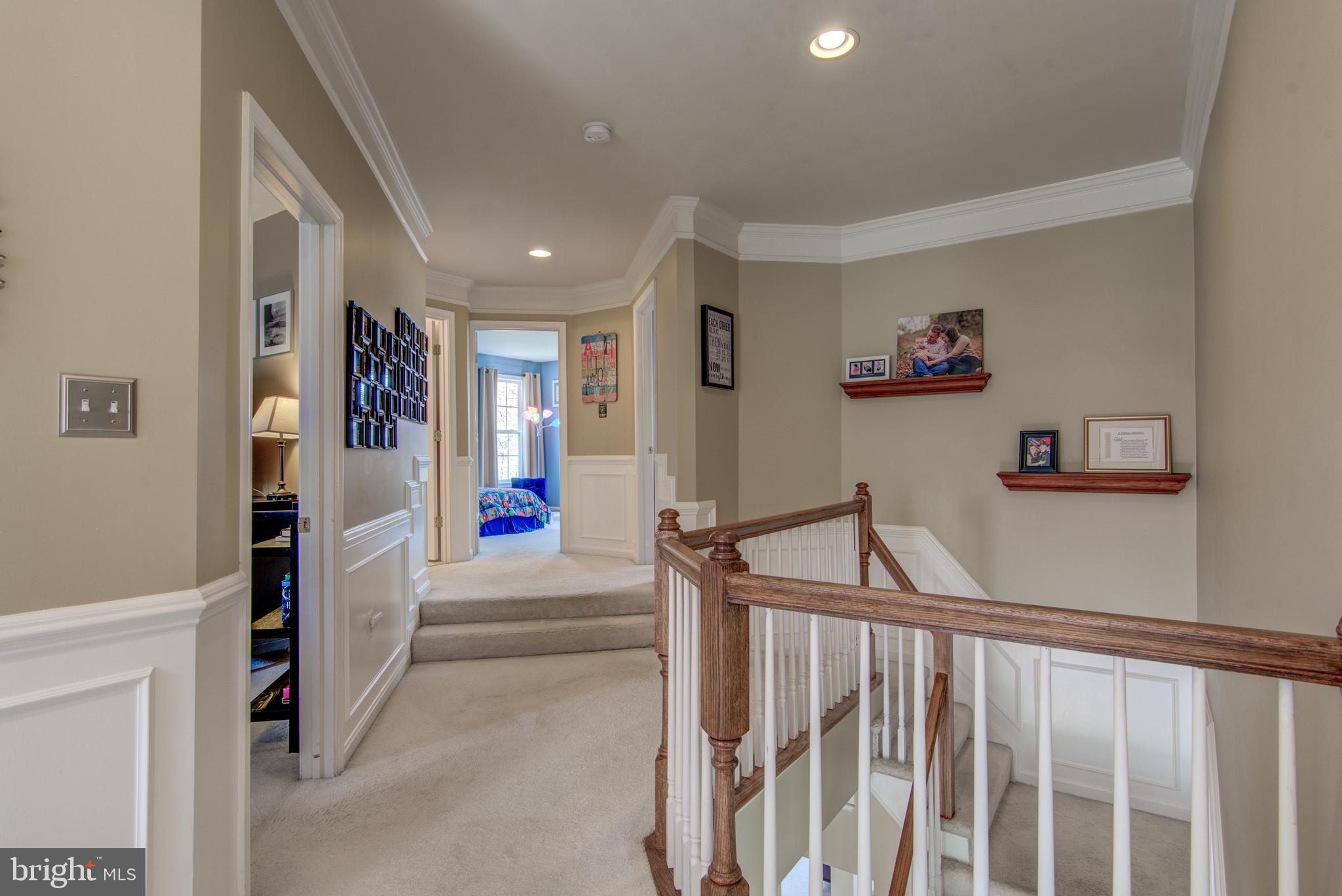 SIGNATURE AT BROADLANDS - Residential Lease