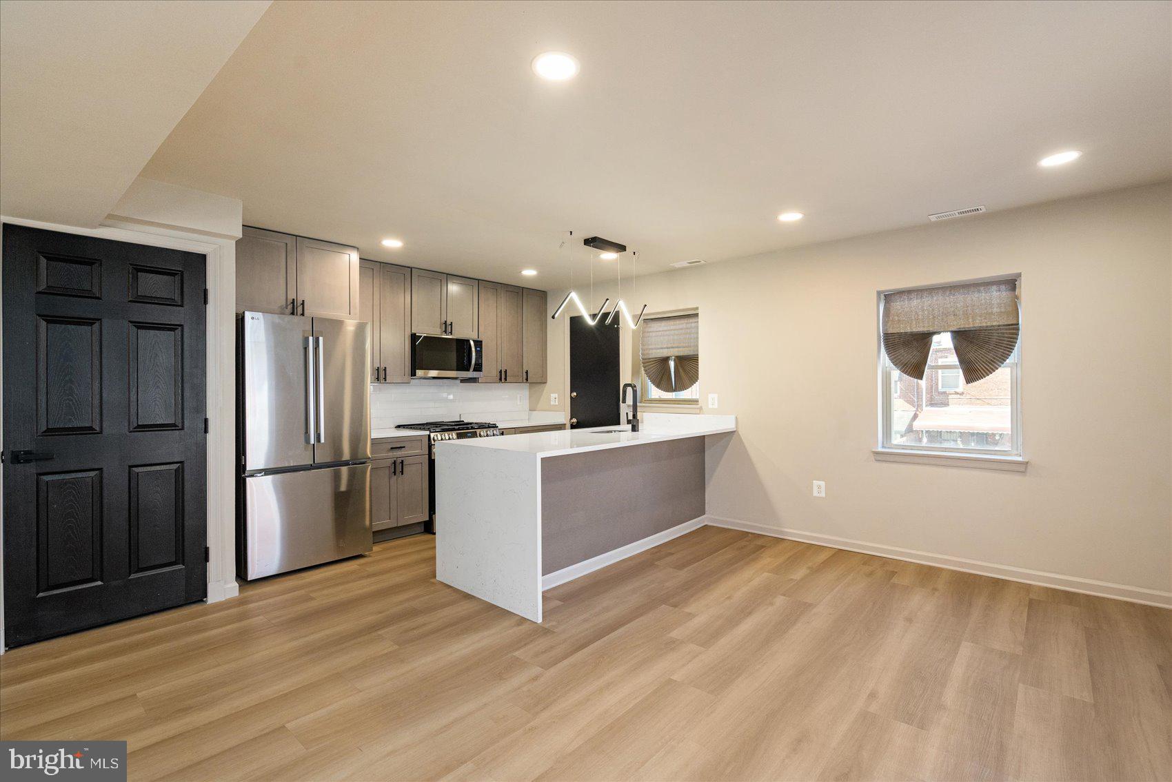 ARLINGTON - Residential