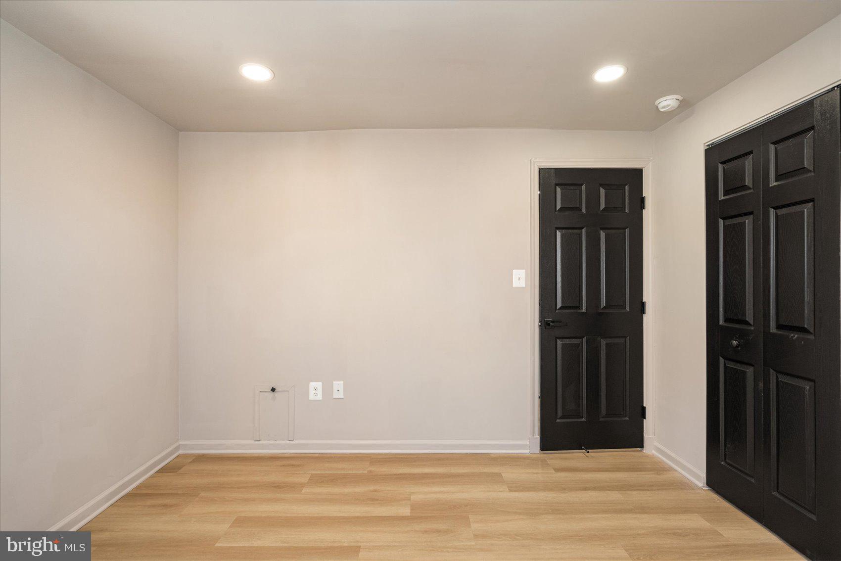 ARLINGTON - Residential